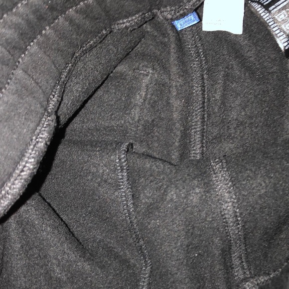 H&M black shorts - Picture 4 of 7